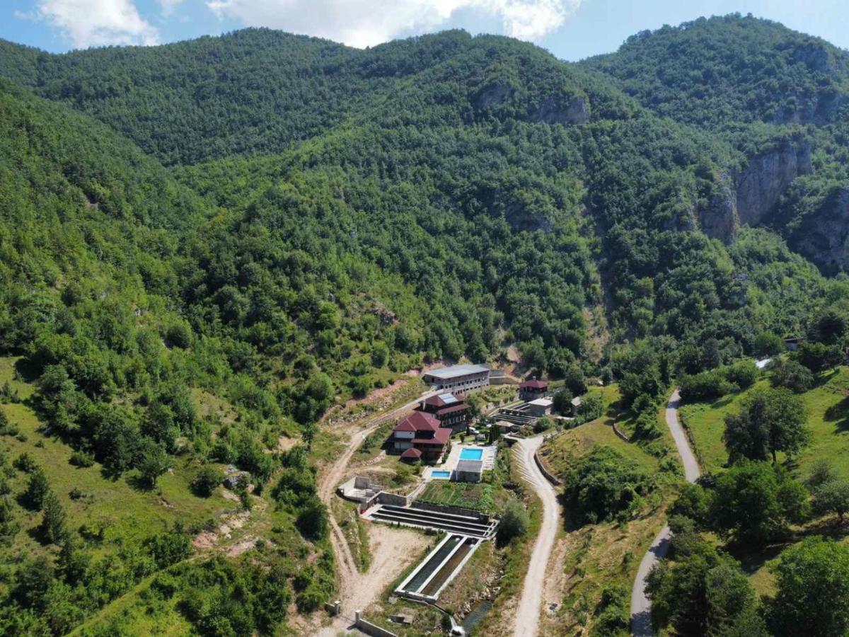 Etno Selo Vrelo & Camping Guest House Berane Eksteriør bilde