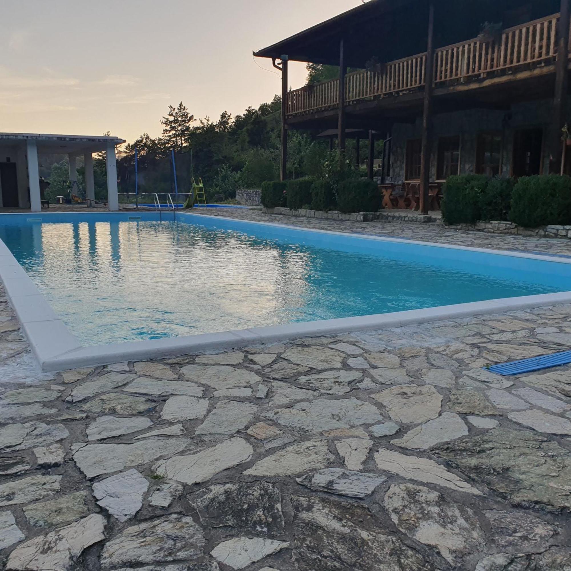 Etno Selo Vrelo & Camping Guest House Berane Eksteriør bilde
