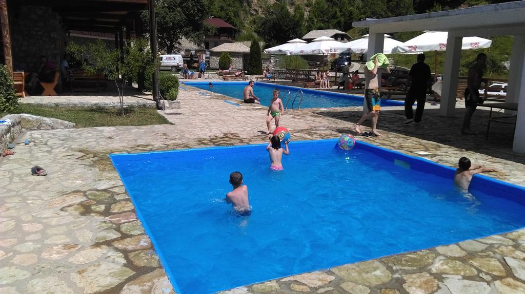 Etno Selo Vrelo & Camping Guest House Berane Eksteriør bilde