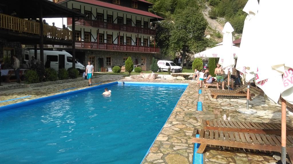 Etno Selo Vrelo & Camping Guest House Berane Eksteriør bilde